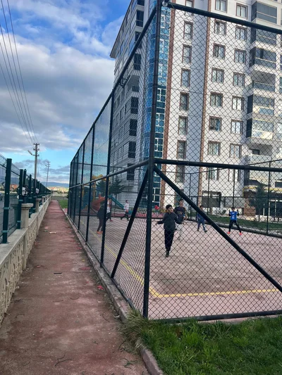 Ankara halı saha tel örgü montajı